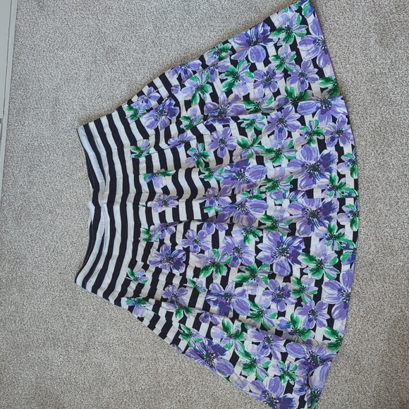 Talbots Dresses & Skirts - Talbot's Pleated Floral Skirt